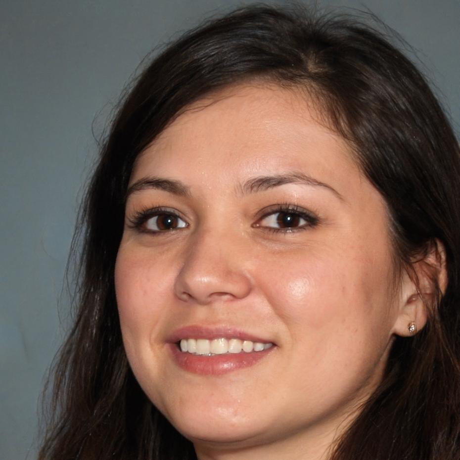 Petra Kowalski reviewing client energy consumption patterns